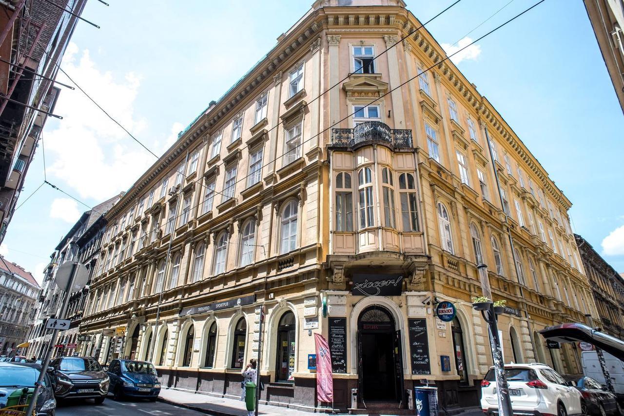 Central New Home With 3 Bedrooms, A/C And Balcony Budapest Luaran gambar