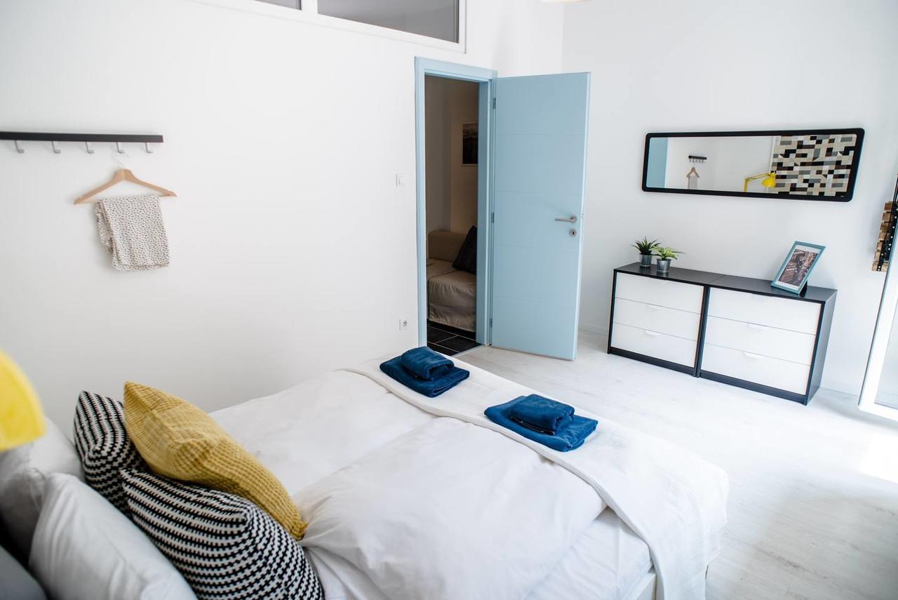 Central New Home With 3 Bedrooms, A/C And Balcony Budapest Luaran gambar